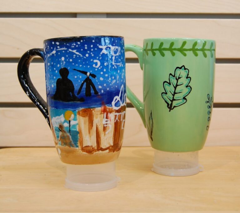 Night sky and leaf mugs