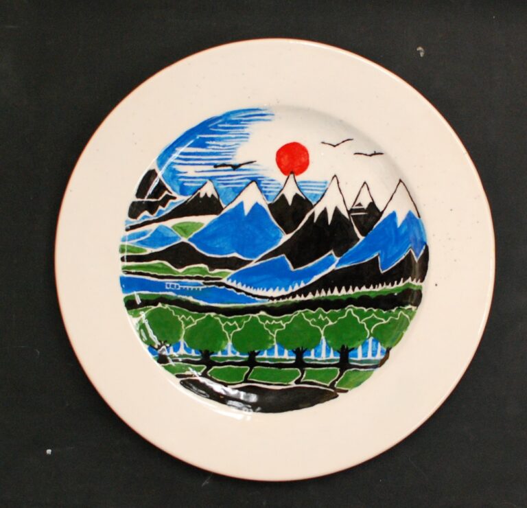 Mountain plate