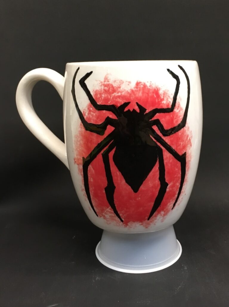 Spider mug